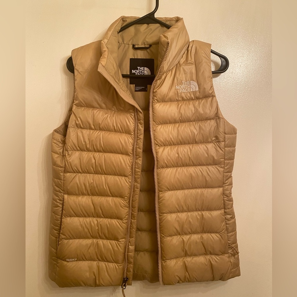 Like new North Face puffy vest